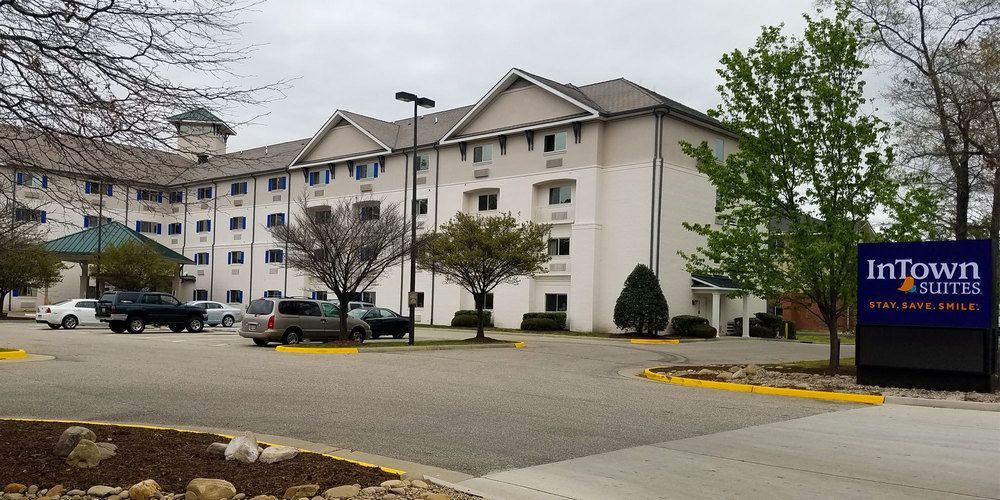 Crestwood Suites Of Newport News Exterior photo